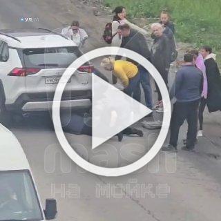 Второклассницу вызволили из-под Toyota на Малой...