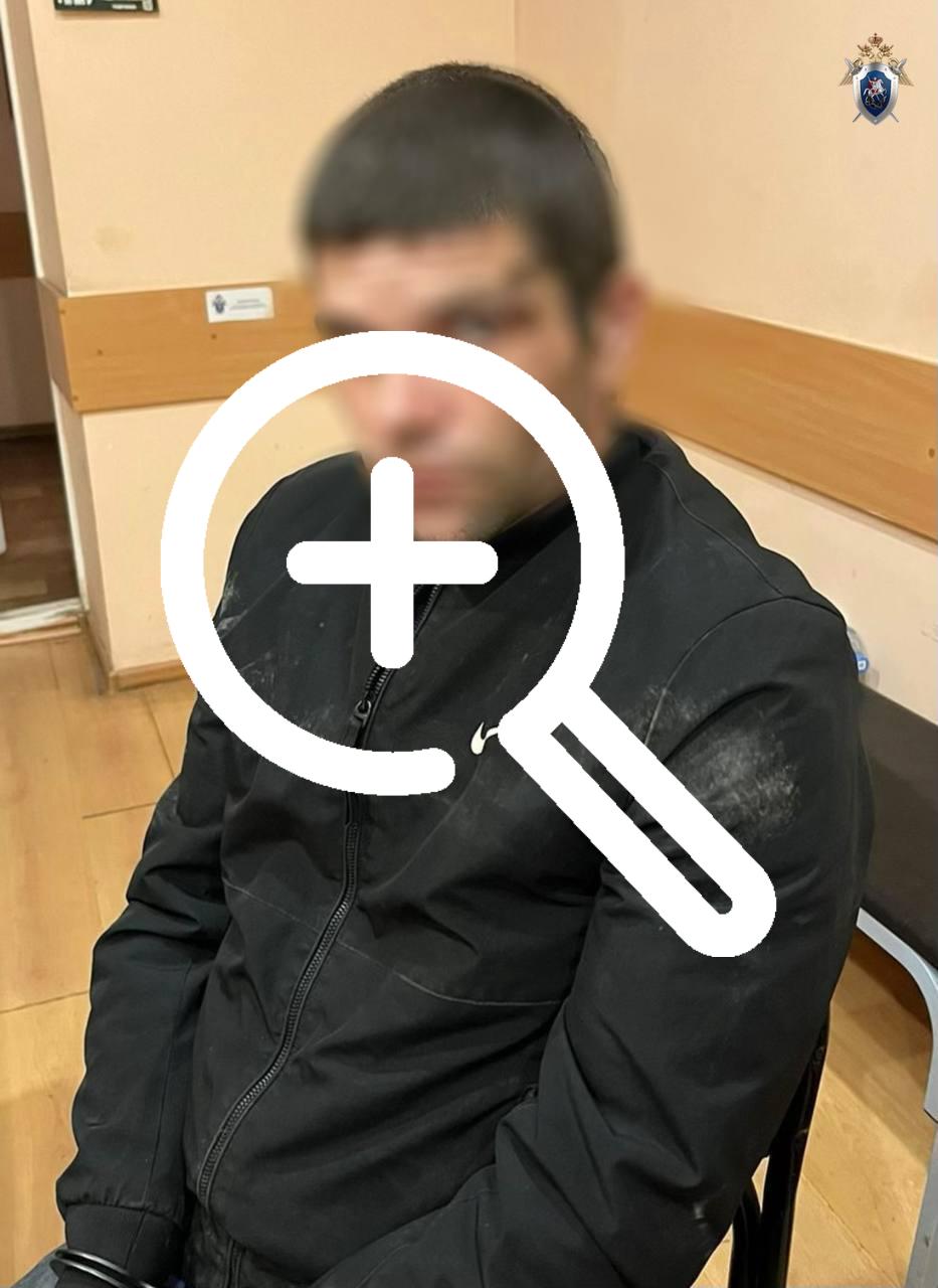 В Уфе маньяк трижды набрасывался на девушек, чтобы...
