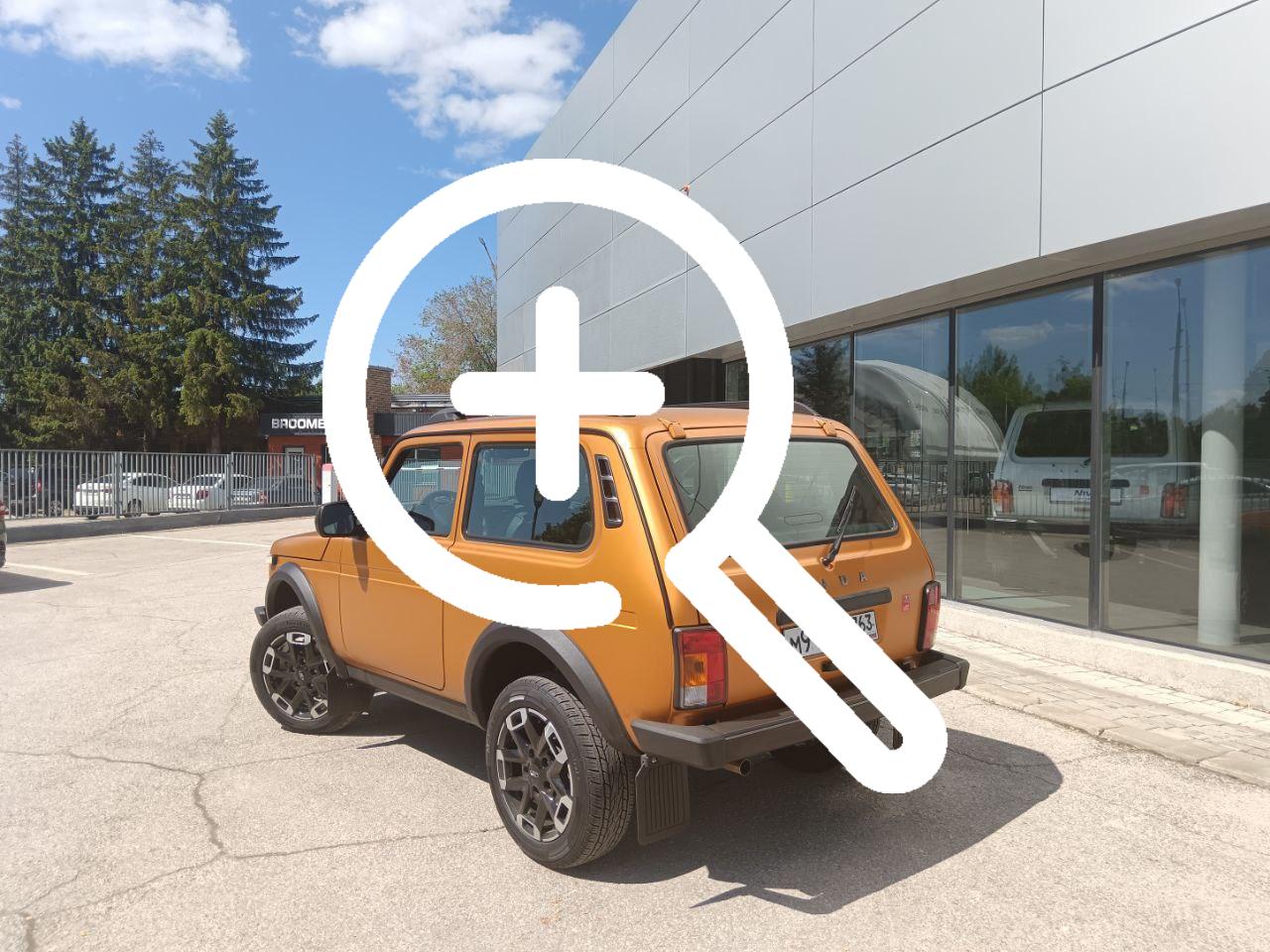 В сети появились фотографии Lada Niva Sport с матовым...