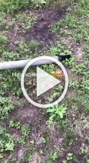 ВСУшники показали собственный сбитый где-то в зоне СВО вертолет Ми-8