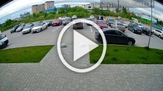 В Тюмени дикарь с молотком и ножом набросился на ветерана СВО.