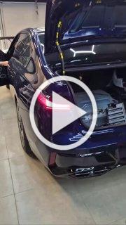 Владелец BMW i7 захотел, чтобы на его «электричке» был...