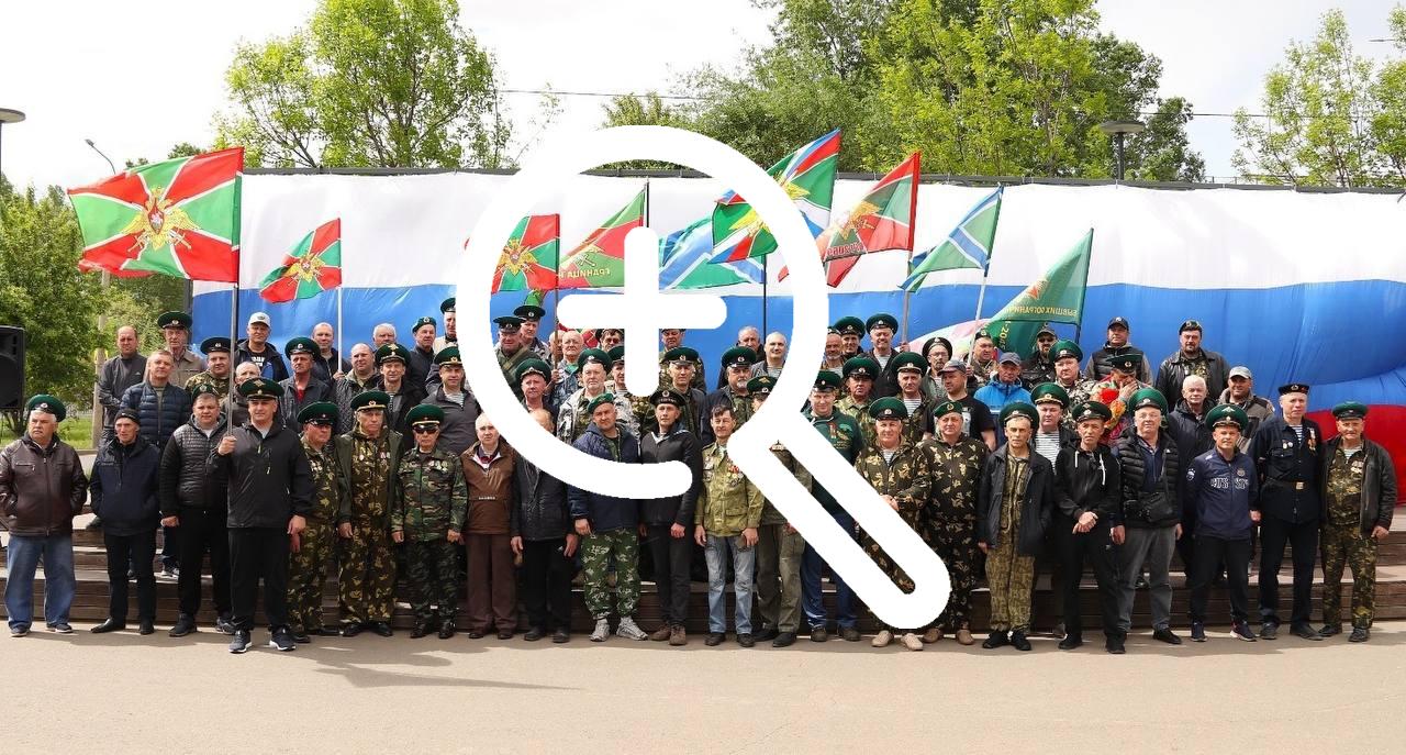 Сегодня у Молодёжного центра в Канске собрались те, для...