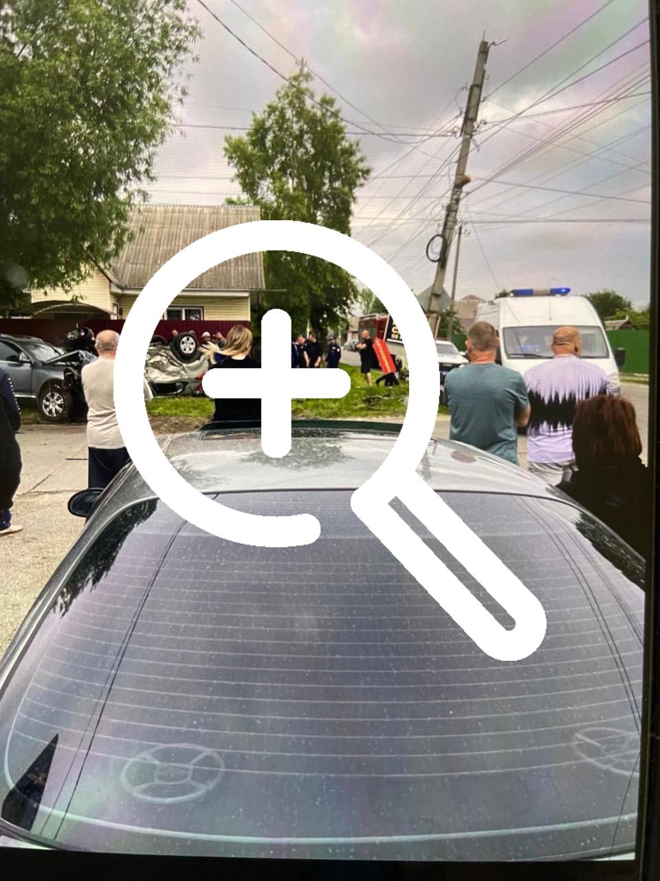 В Новозыбкове произошло жесткое ДТП с участием двух автомобилей