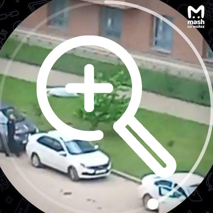 Мужчина выпал из окна на Петергофском шоссе —...