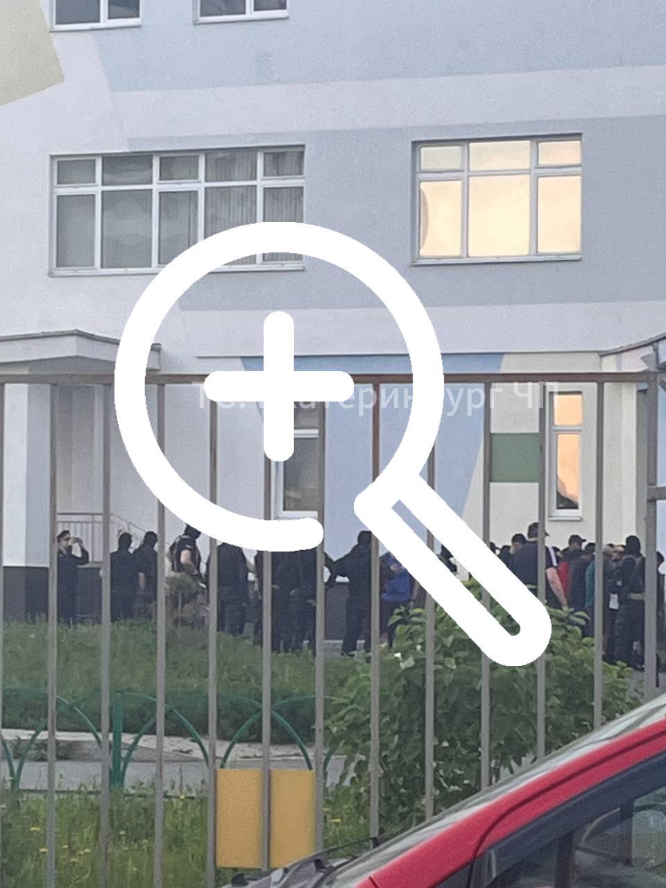 В Академическом силовики провели рейд в школе № 23 на выявление незаконных мигрантов