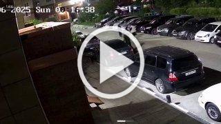 Мужчине, вероятно в нетрезвом виде, ночью не понравился...