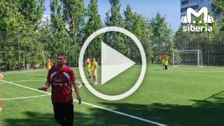 Обновлённое футбольное поле с историей открыли в...