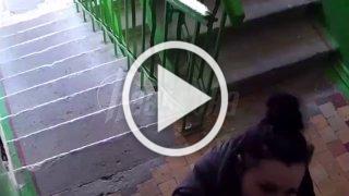 В ДНР мать с младенцем живет под угрозой убийства — агрессивная соседка с ножом терроризирует их уже 8 месяцев