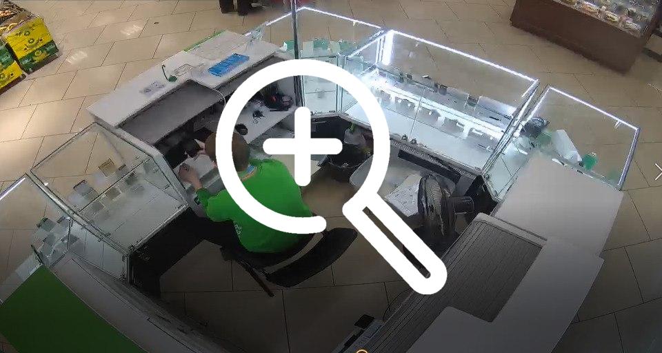 Новосибирец за криптовалюту сливал данные абонентов оператора сотовой связи
