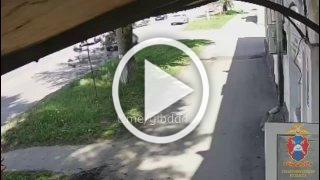 В Кемерове бесправник на «Приоре» устроил ДТП и получил...
