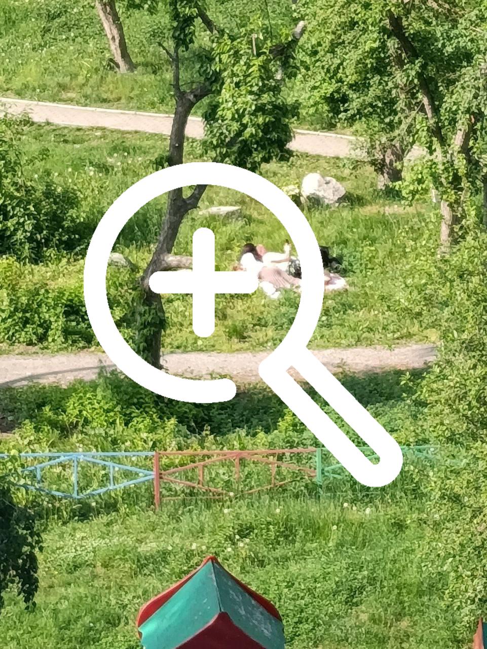 Сегодня во дворе на ЖБИ организовали настоящий пляж....