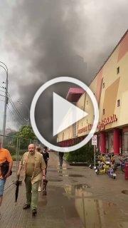 Сильный пожар на востоке Москвы