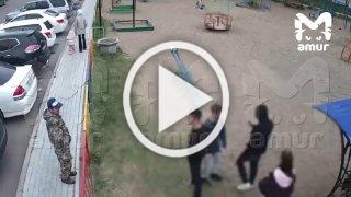 Школота залила перцем пенсионера в Комсомольске-на-Амуре