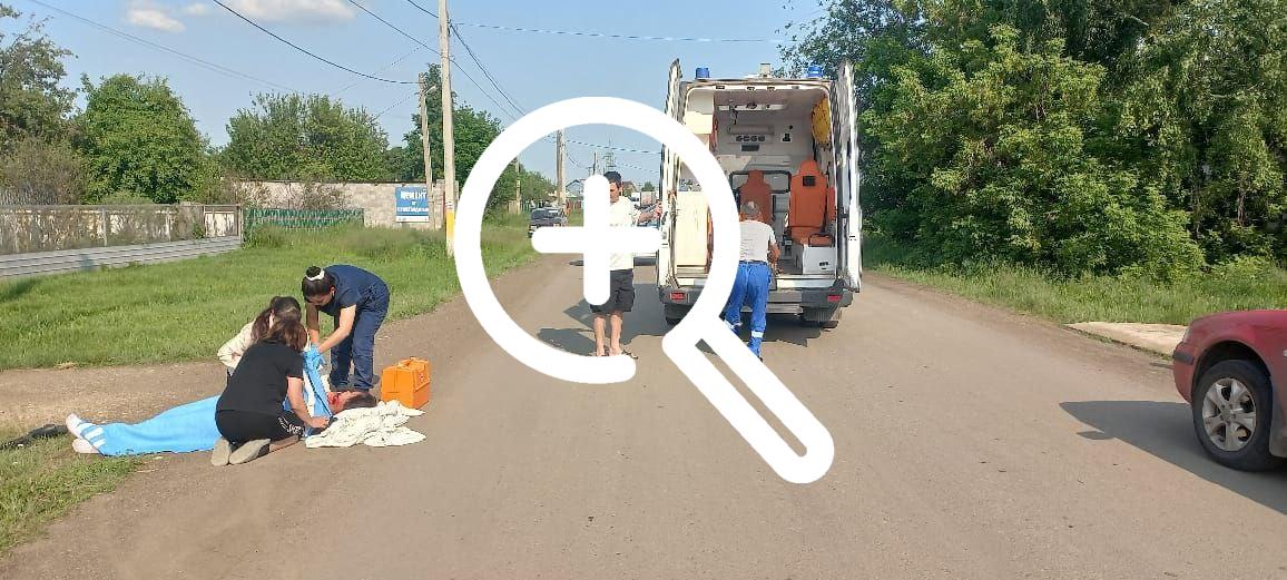 В Башкирии подросток за рулём сбил девушку на самокате