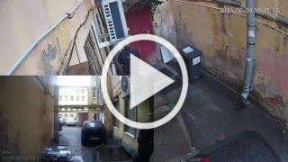 Шоу от закладчика в одном из дворов на Звенигородской 🇷🇺...