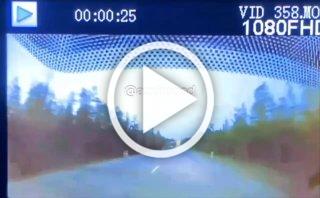 В Якутии водитель дважды чуть не попал в ДТП. 🚘 Источник:...