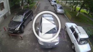 На Пашенном появился «классический» угонщик, вскрывает...
