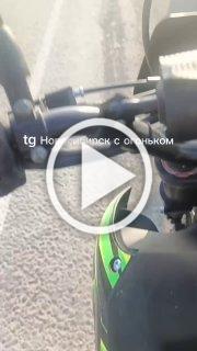 Автобус перевернулся на дороге, которая соединяет...