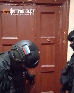 Вот так выглядела обстановка в ЛГБТ*-квартире в...