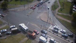 Высотная - Гусарова. Автоледи на Камри проехала на...
