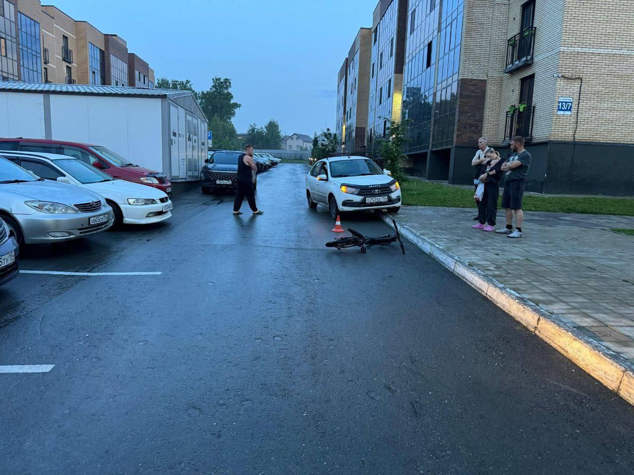 В Новосибирске водитель «Лады Гранты» сбил девочку на велосипеде