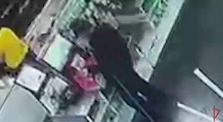 В Кемерове мужчина попытался украсть бензопилу из гипермаркета