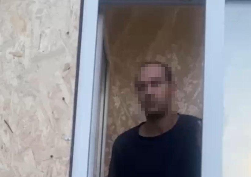 Живодёр заколол бездомную собаку вилами в селе Медведское...