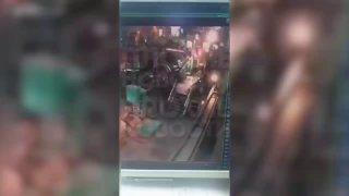 Рабочий из Свердловской области чуть не погиб на...