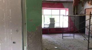 В молодёжном центре «Сибирь» ремонт идёт полным ходом...