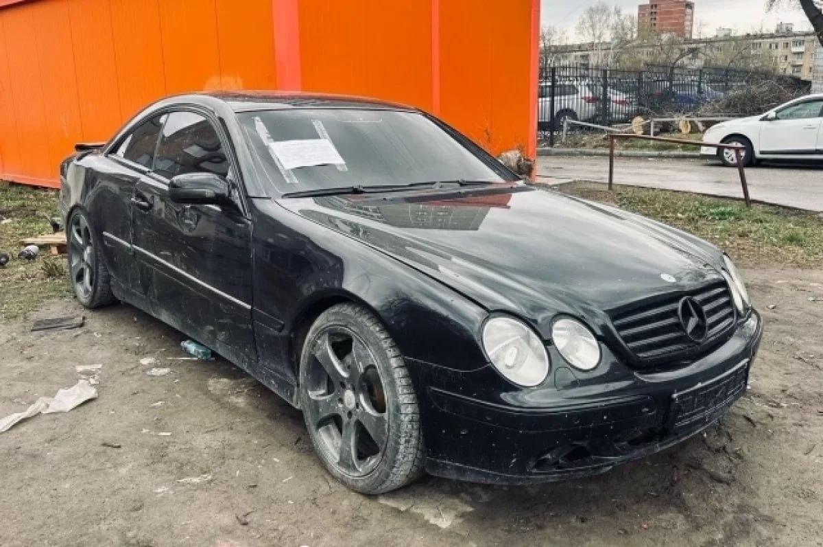 С улиц Новосибирска за год на штрафстоянку увезли более 20 бесхозных автомобилей
