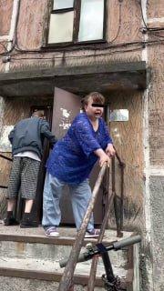 «Потом тебя на кладбище хоронить будут! Щас я ножичек...