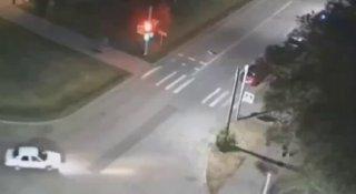 Пьяный пешеход задушил молодого водителя на дороге в...