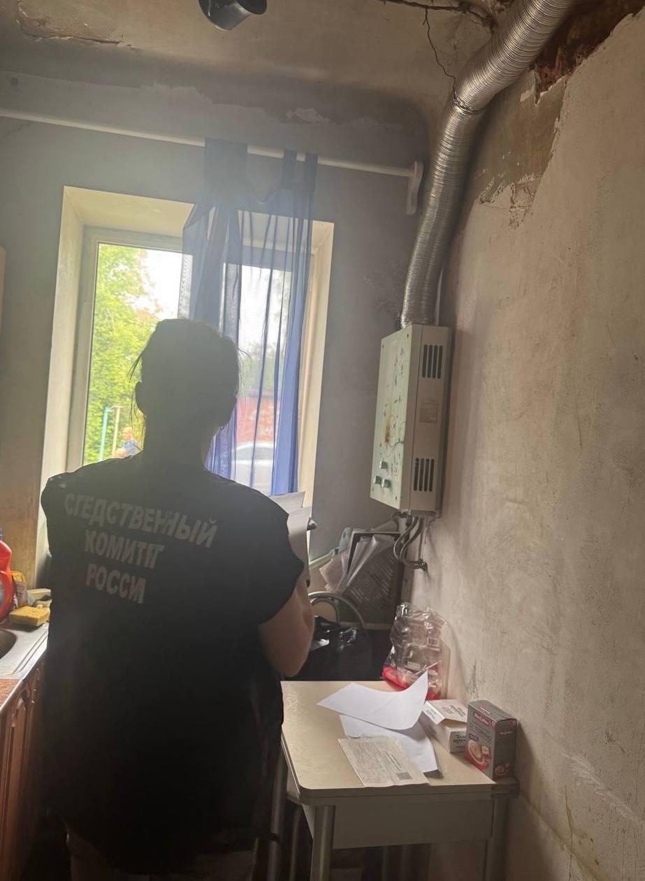 Две школьницы погибли из-за неисправной газовой колонки в многоквартирном доме в Перми