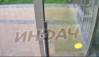 В Кирове 41-летний мужчина сорвался с балкона на высоте 18-го этажа