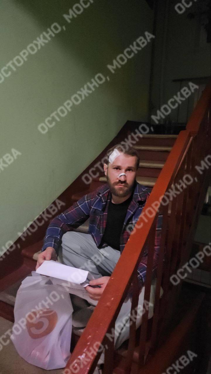 В Москве пьяный мужчина под видом электрика обрубил людям электричество и просил деньги за возвращение света.