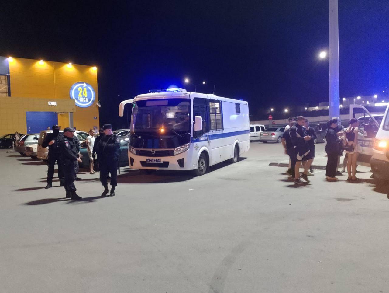 Подведены итоги ночного рейда в Калининском районе по...