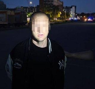 Сотрудники вневедомственной охраны Росгвардии задержали в...