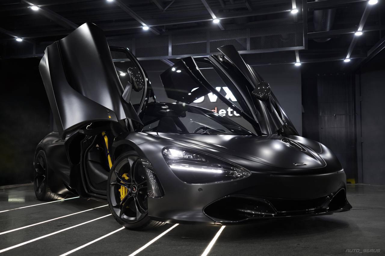 В Екатеринбурге заметили McLaren 720S стоимостью от 20 миллионов рублей