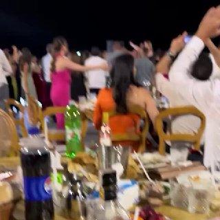 Ничего необычного — просто жители Ливана тусят и...