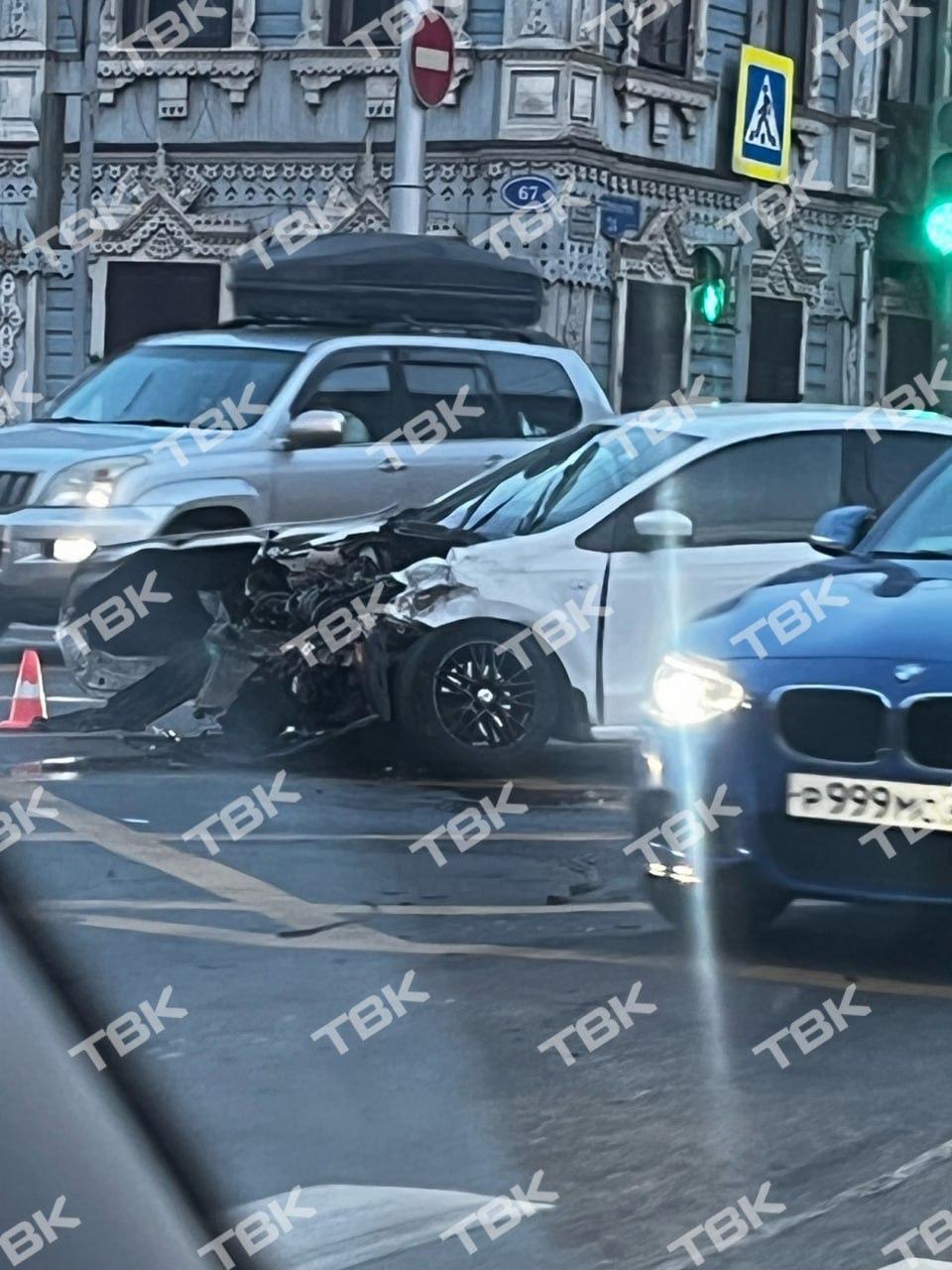 Полицейский «УАЗ» перевернулся в аварии на Вейнбаума