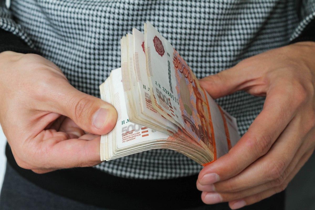 В Саяногорске возбуждено уголовное дело за мошенничество в отношении должностного лица муниципального предприятия