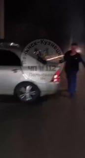 Пьяный водитель в Кузбассе сбил инспектора ГИБДД на месте ДТП.