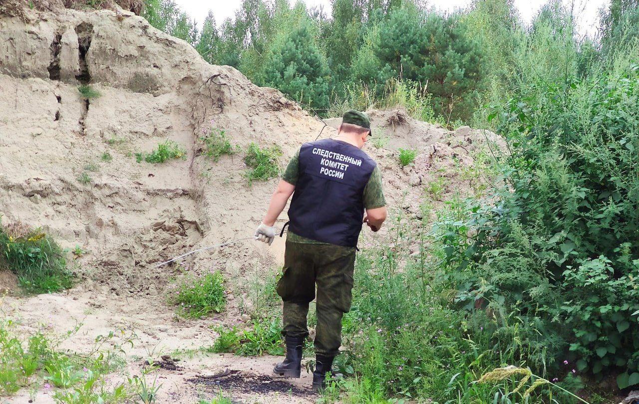 Страшная трагедия произошла в Брянской области: двух 15-летних подростков засыпало песком на песчаном карьере