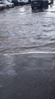 В Оренбурге снова реки 💦 🇷🇺 Подпишись - ЧП Оренбург 💬...