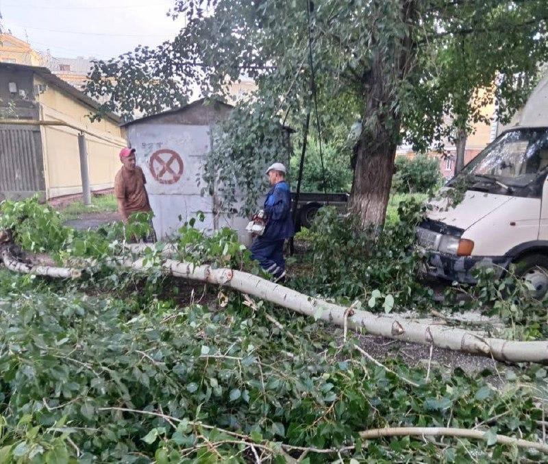 Последствия урагана в Кемерово. 🇷🇺 Источник: ЧП Кузбасс