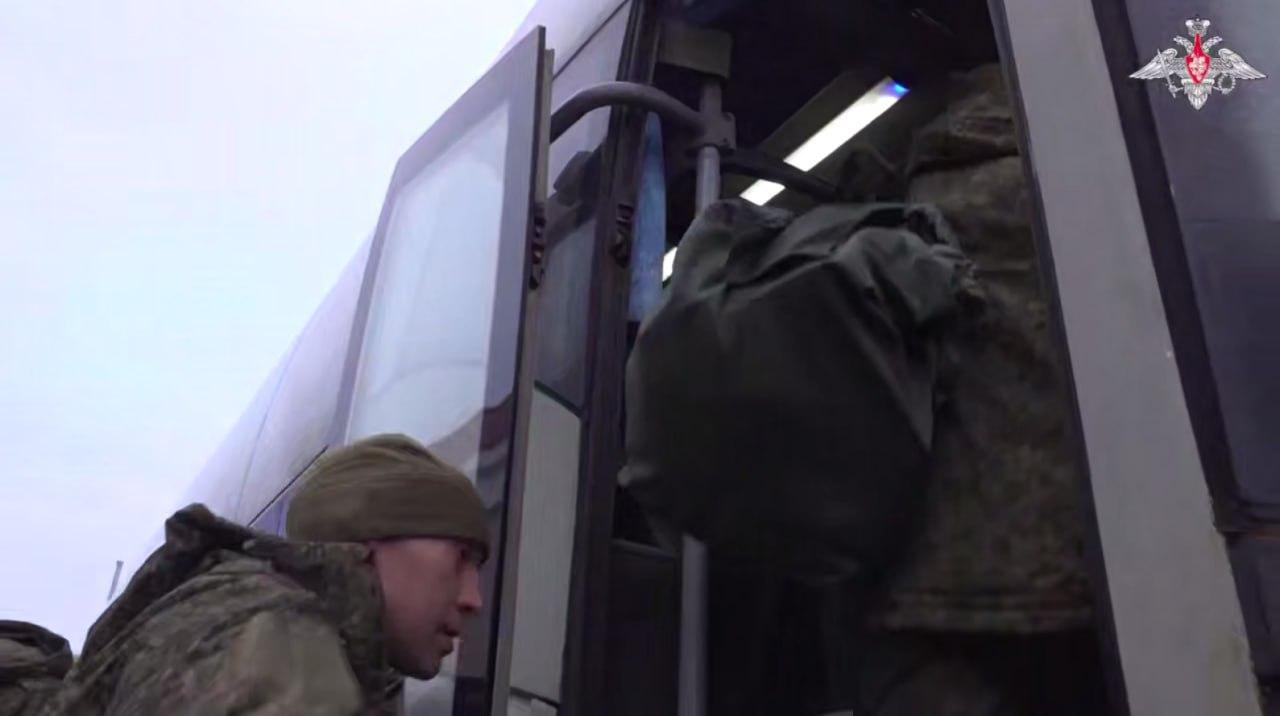 Троих белгородских военнослужащих освободили из украинского плена