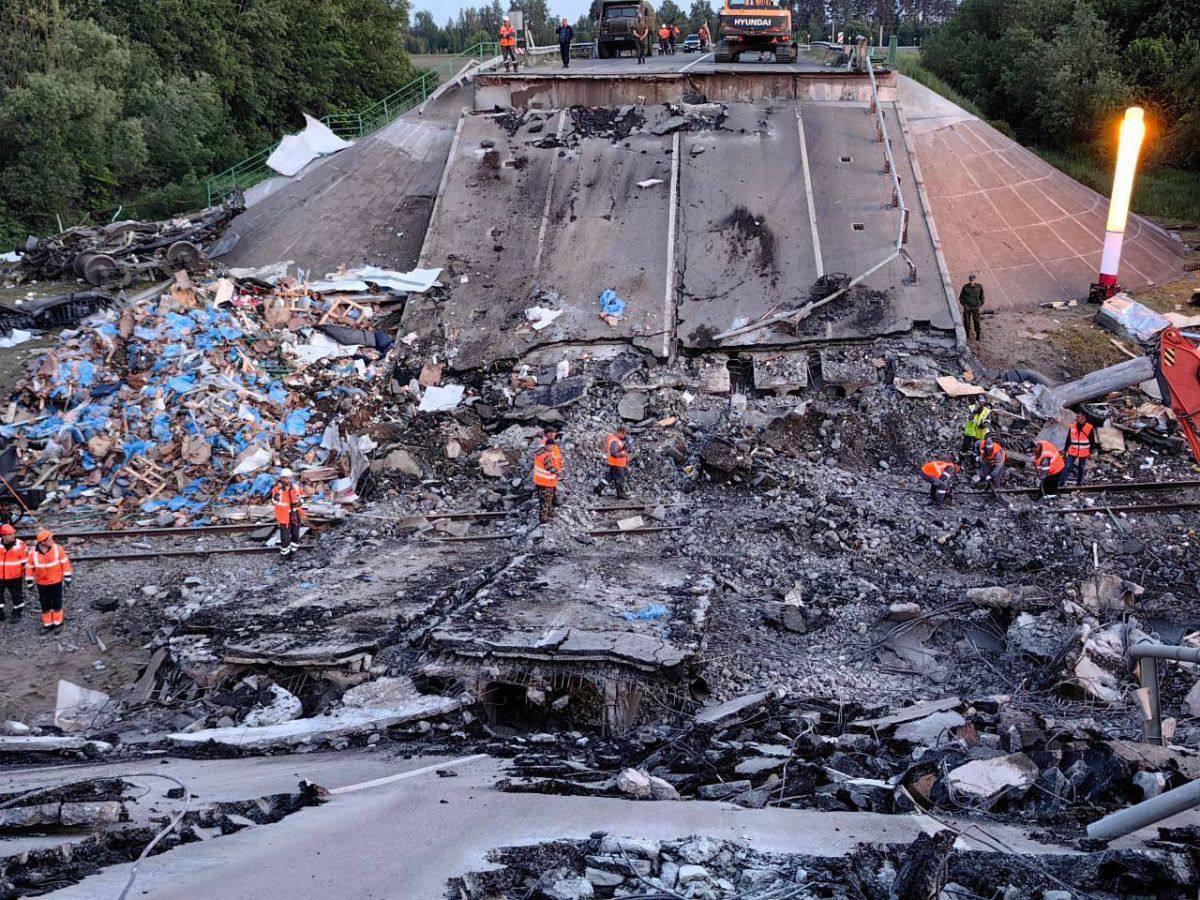 Стал известен вес рухнувшего во время теракта под Брянском моста
