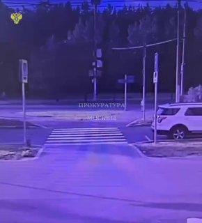 В Новой Москве на нерегулируемом пешеходном переходе женщина за рулем сбила...