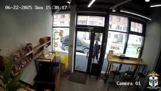 36-летнего любителя булочек и салатиков задержали в Октябрьском районе